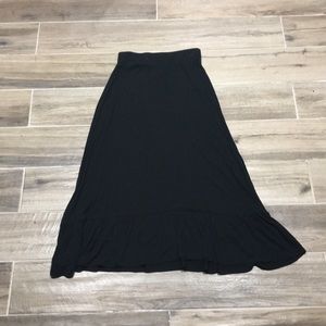 Cherokee Black skirt